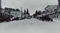 A black and white picture of Main Street in Bishop in 1934.